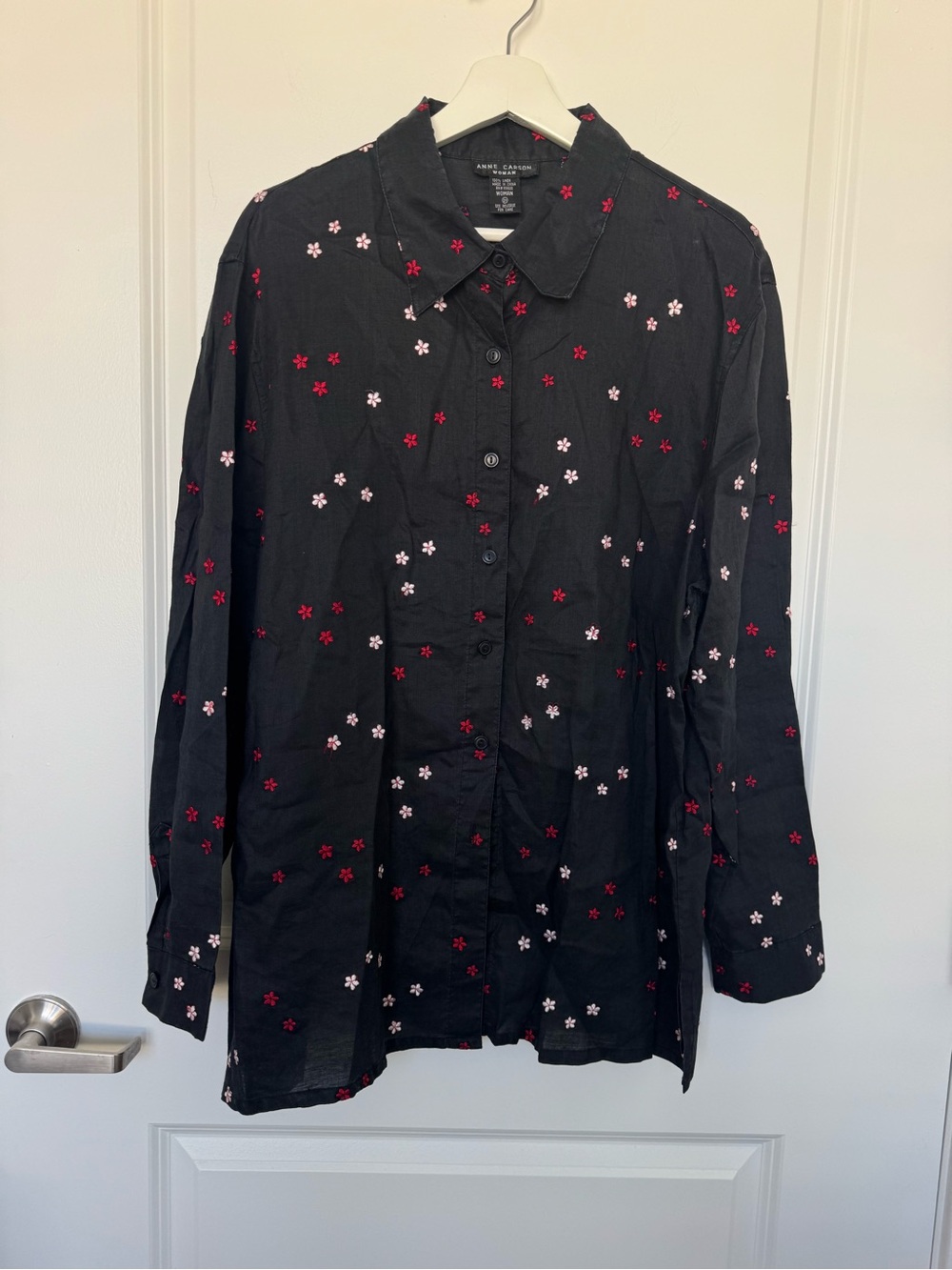 Anne Carson Linen Floral Embroidered Black Long Sleeve Button Up Shirt 2X